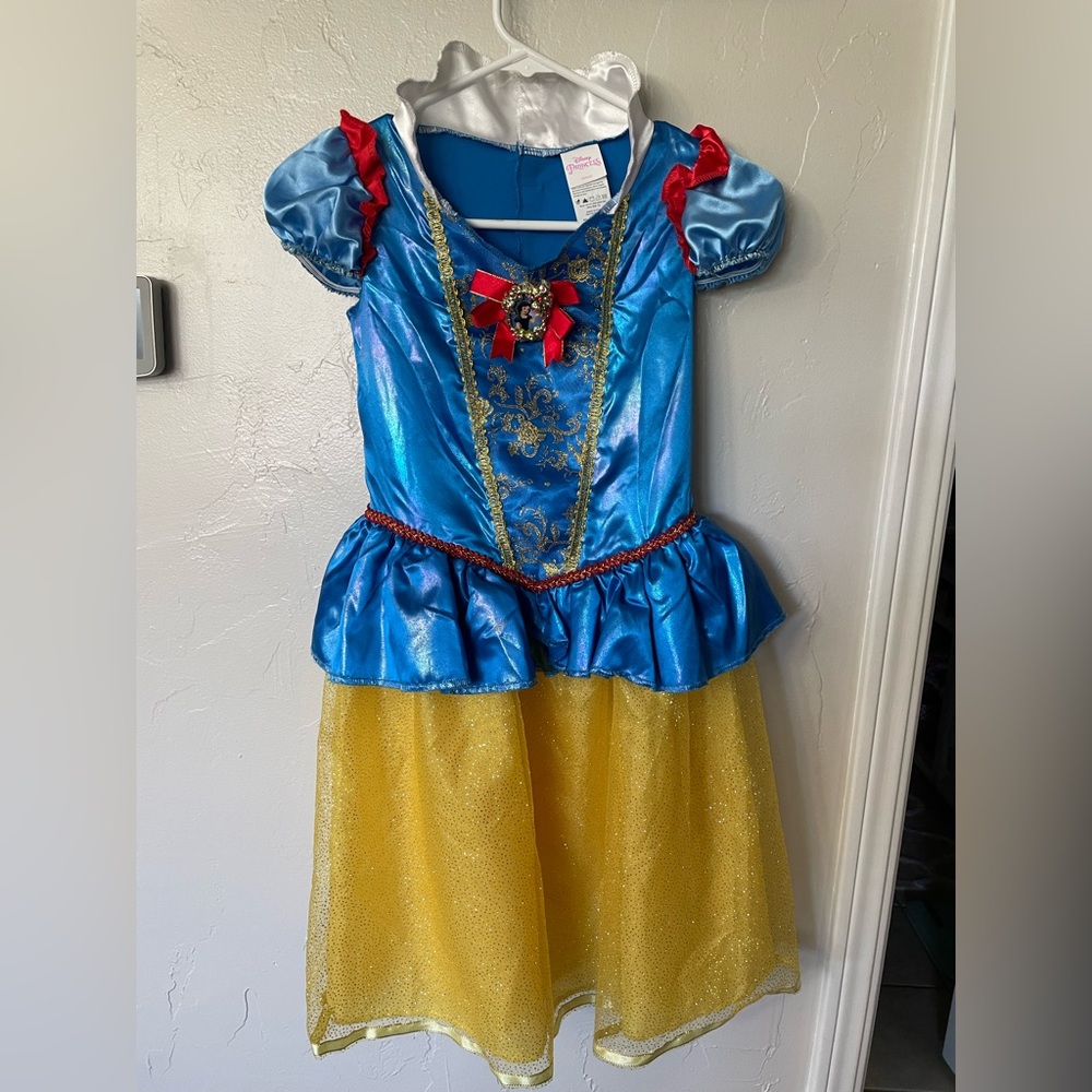Disney Princess Snow White Costume